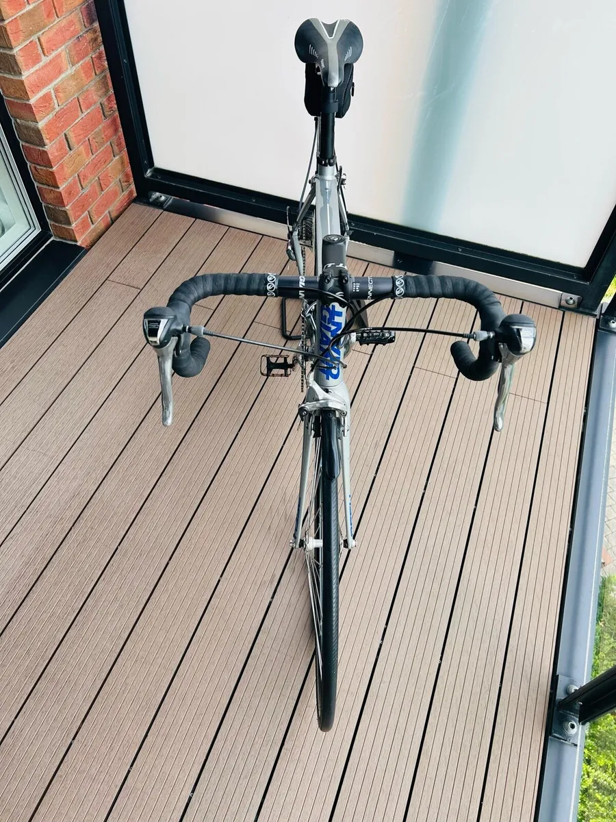 Road bike (Race bike) - Image 3