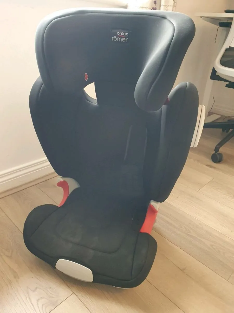 Child Car Seat with Isofix. Britax Romer Kidfix. - Image 2