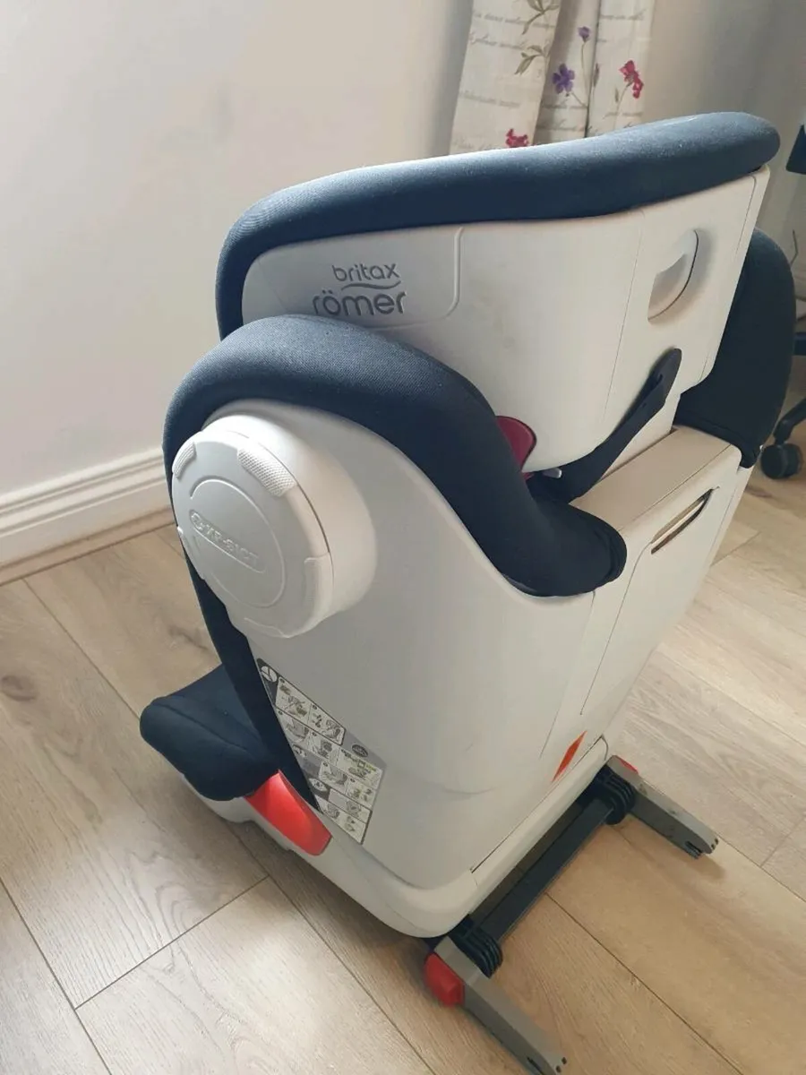 Child Car Seat with Isofix. Britax Romer Kidfix. - Image 4