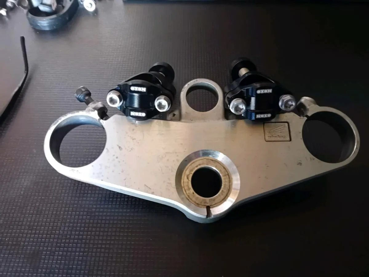 Motorcycle parts - Image 3