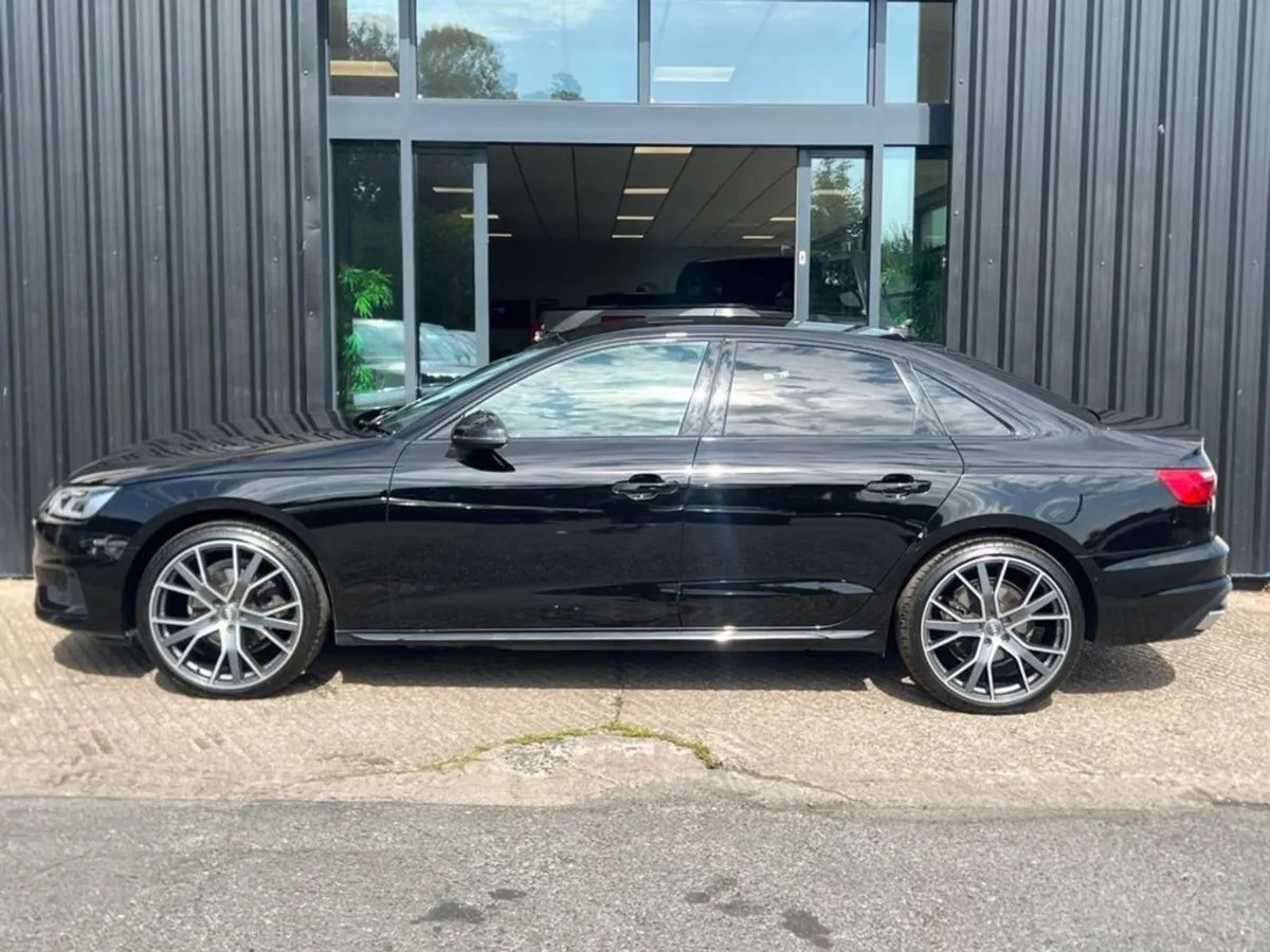 Audi A4 2.0 TDI 35 Sport Edition Saloon 4dr Diese - Image 4