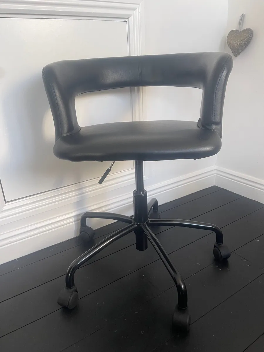 Chair - Image 1