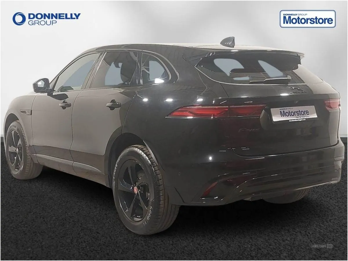 Jaguar F- PACE 2.0 D200 R-dynamic S 5dr Auto AWD - Image 2