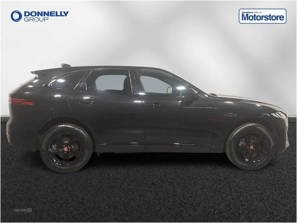 Jaguar F- PACE 2.0 D200 R-dynamic S 5dr Auto AWD - Image 3
