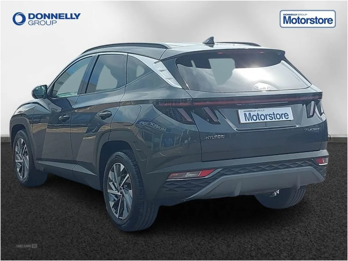 Hyundai Tucson 1.6 Tgdi Premium 5dr 2WD - Image 2