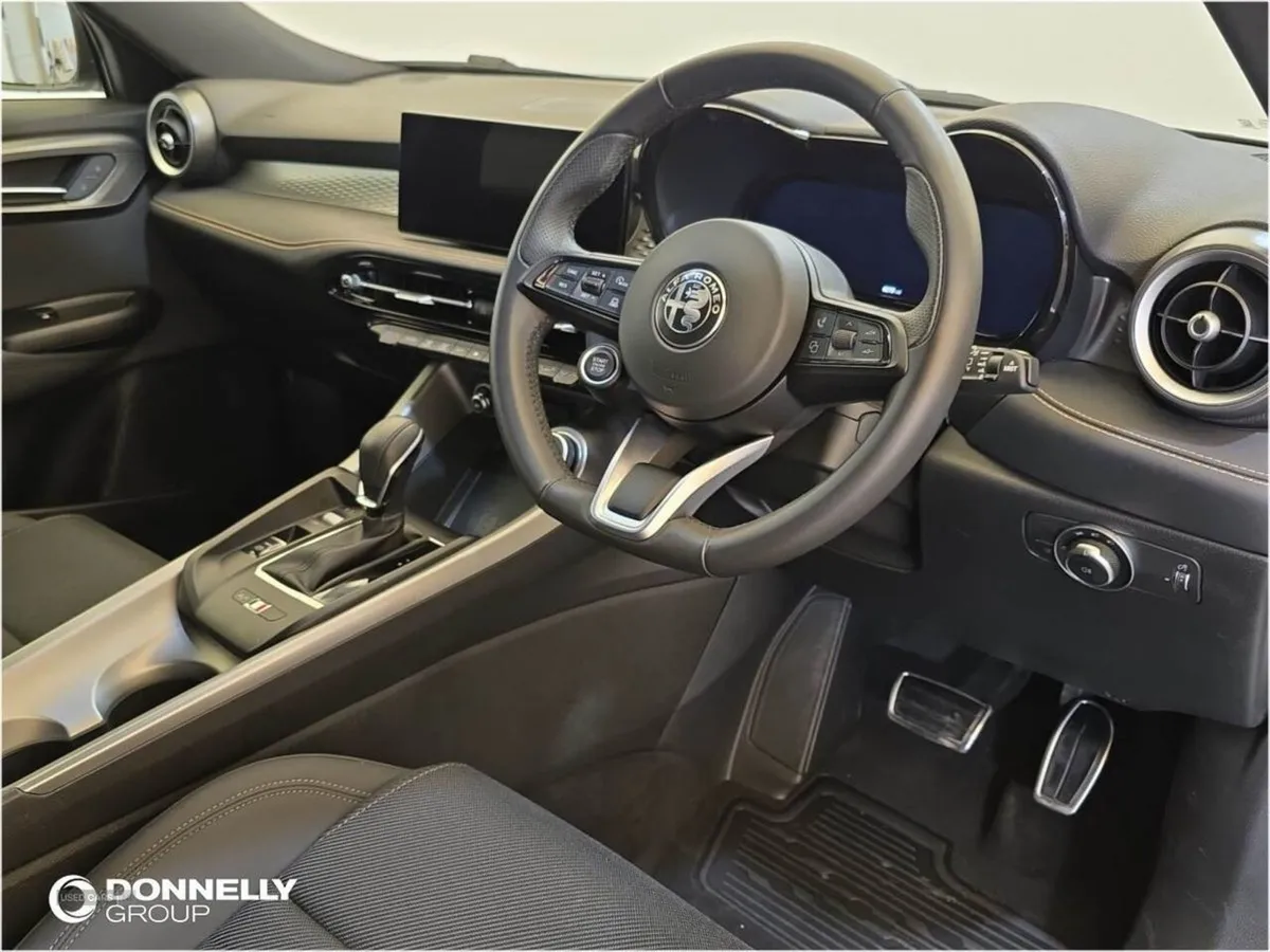 Alfa Romeo Tonale 1.5 Mhev Ti 5dr Auto - Image 4