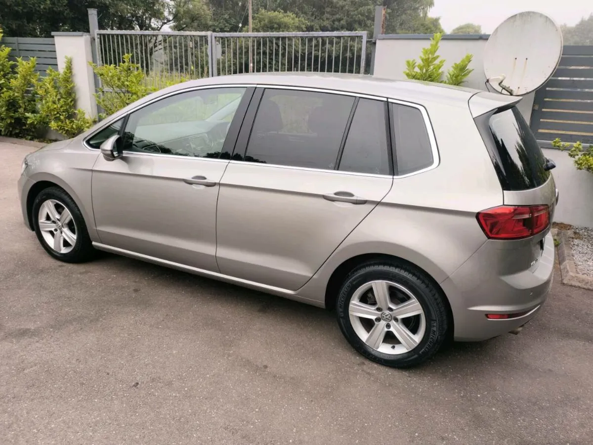 Volkswagen Golf Plus HIGHLINE - Image 3