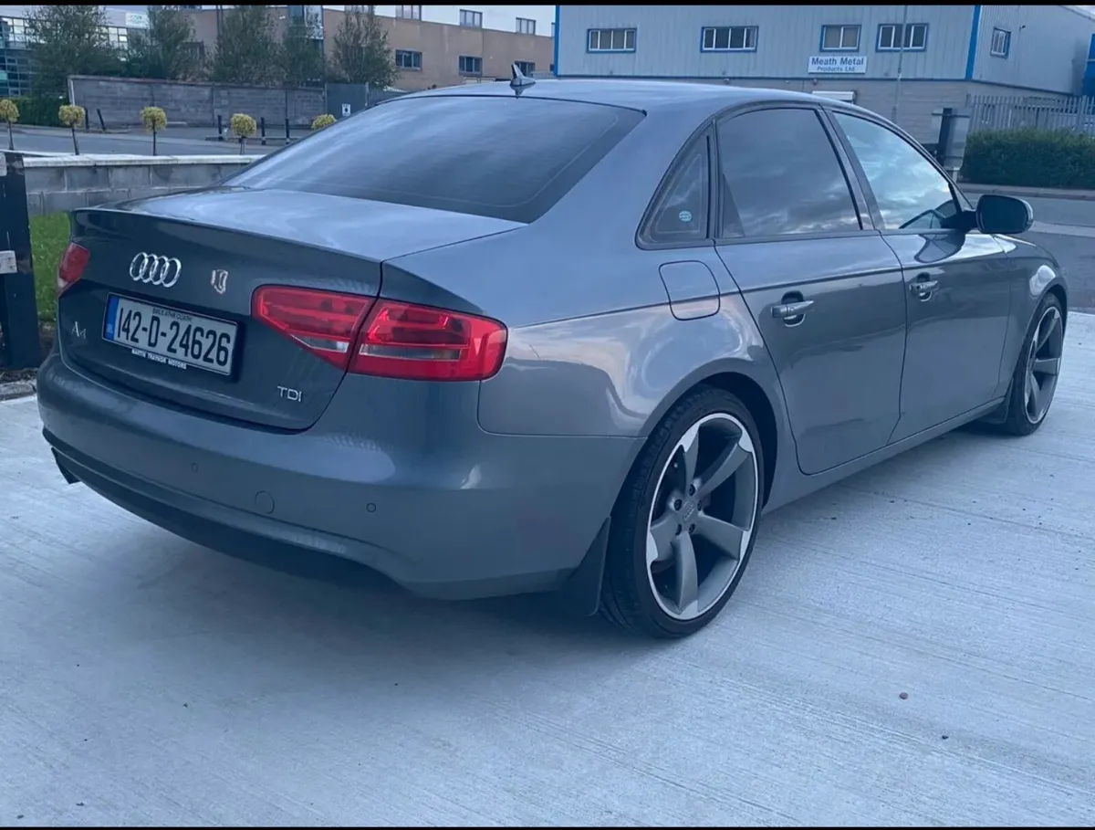 2014 Audi A4 SE Technik - Image 4