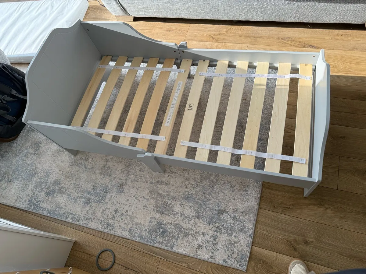 Toddler Bed with Mattress - Image 3