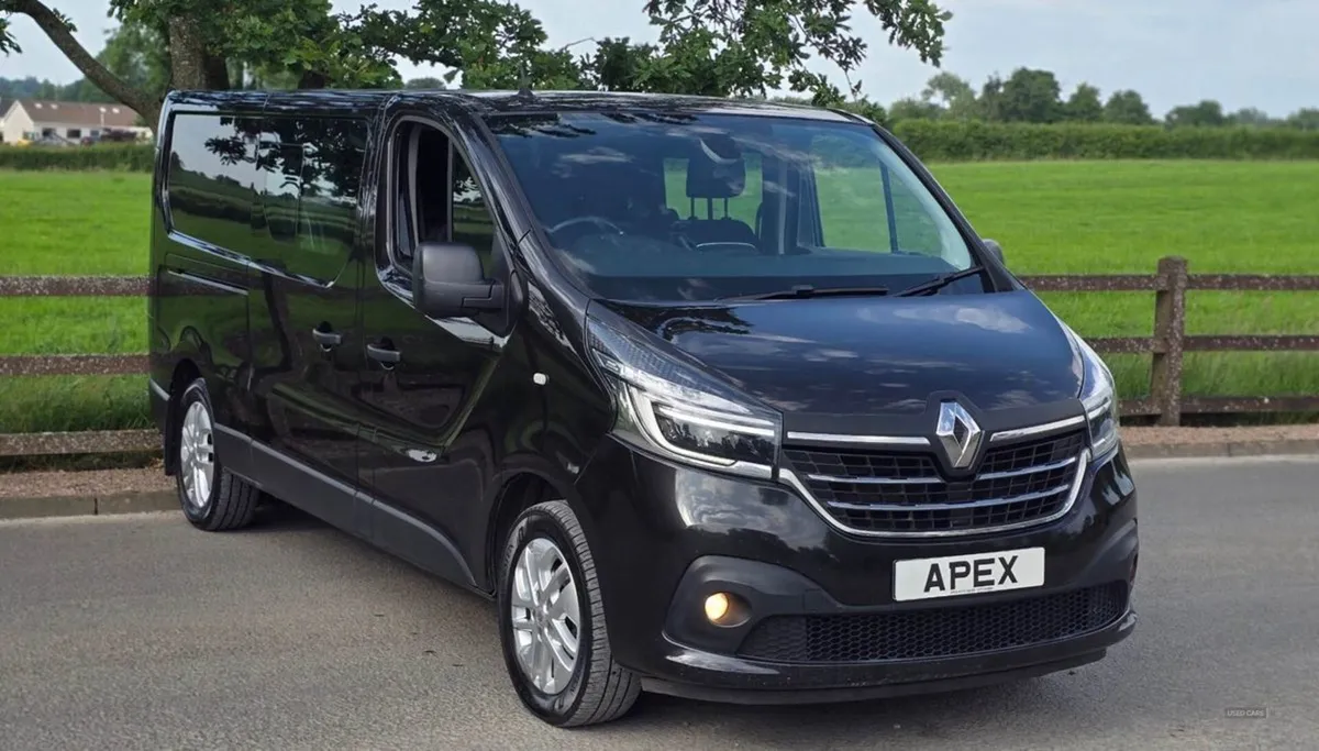 Renault Trafic LWB Diesel - Image 1