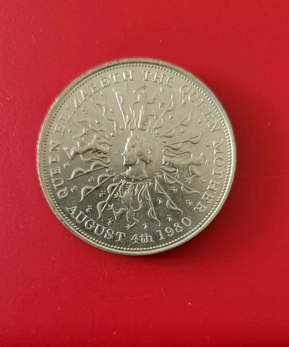 Uncirculated 1980 Crown. - Image 1