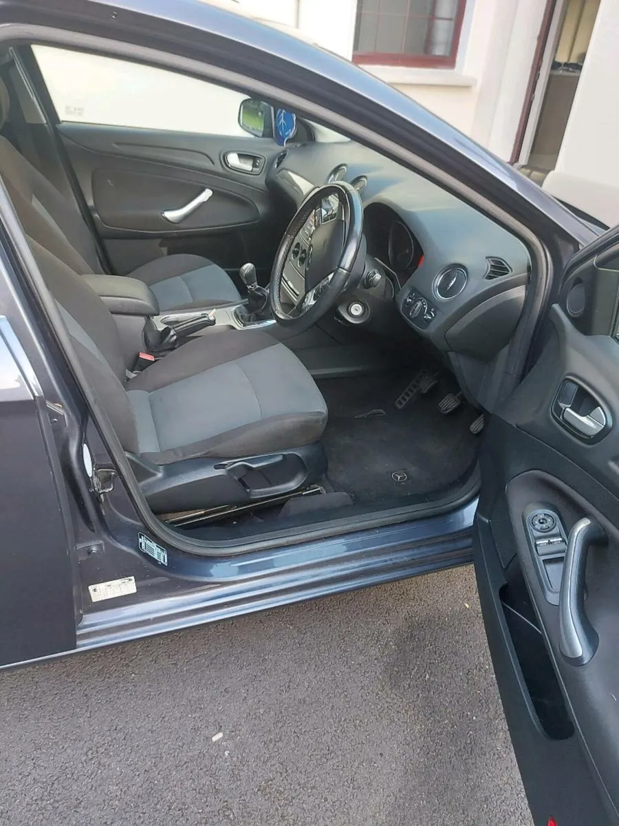 Ford Mondeo - Image 4