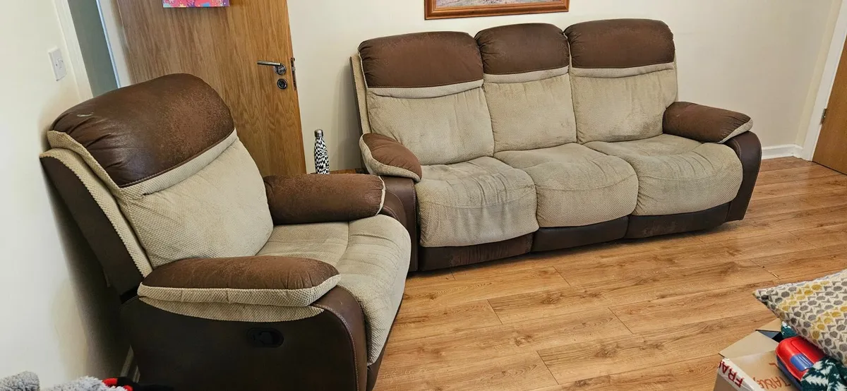 Sofa, tv unit, dining room shelves - Image 2