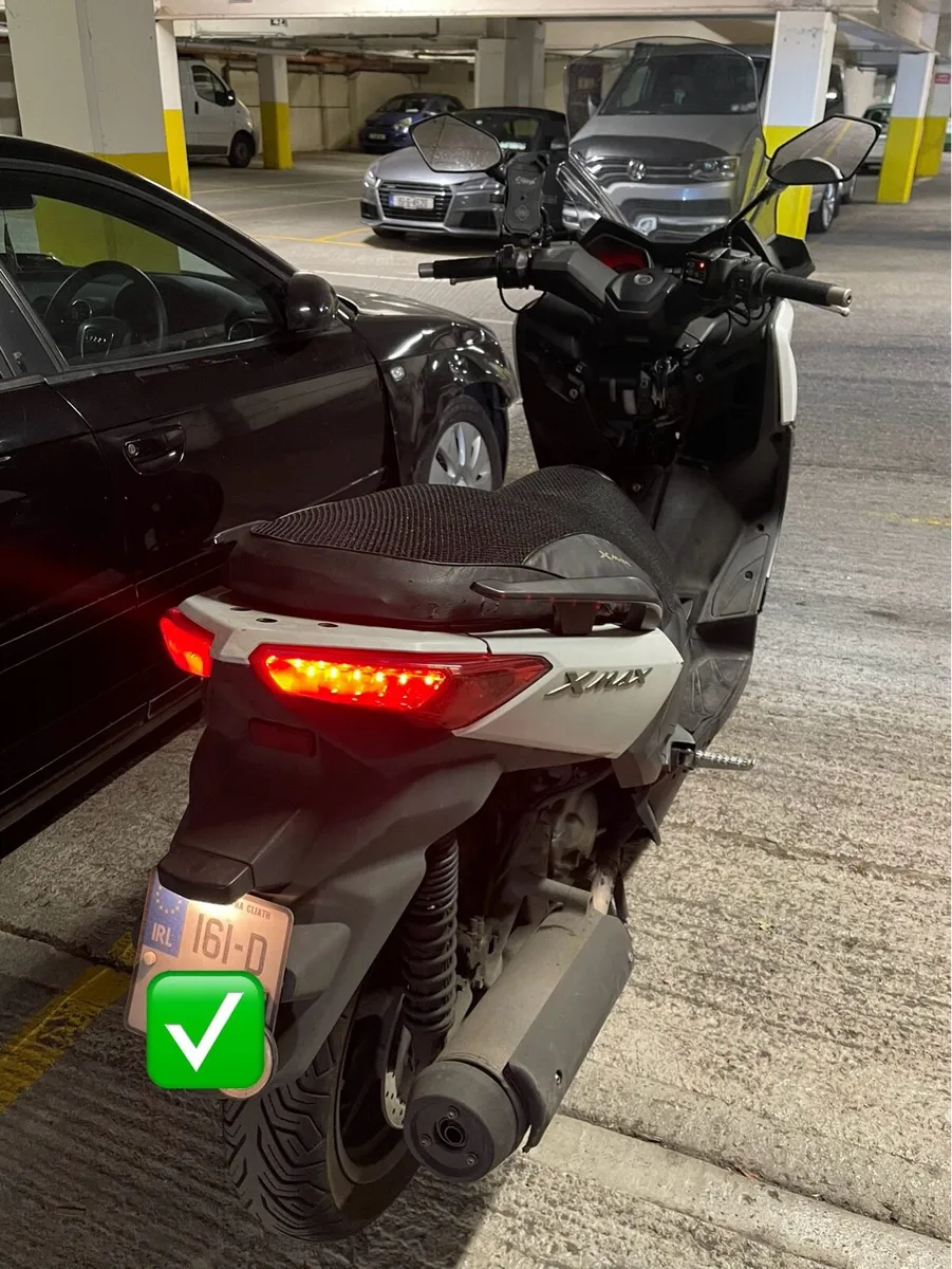 X Max 250cc 2016 - Image 2
