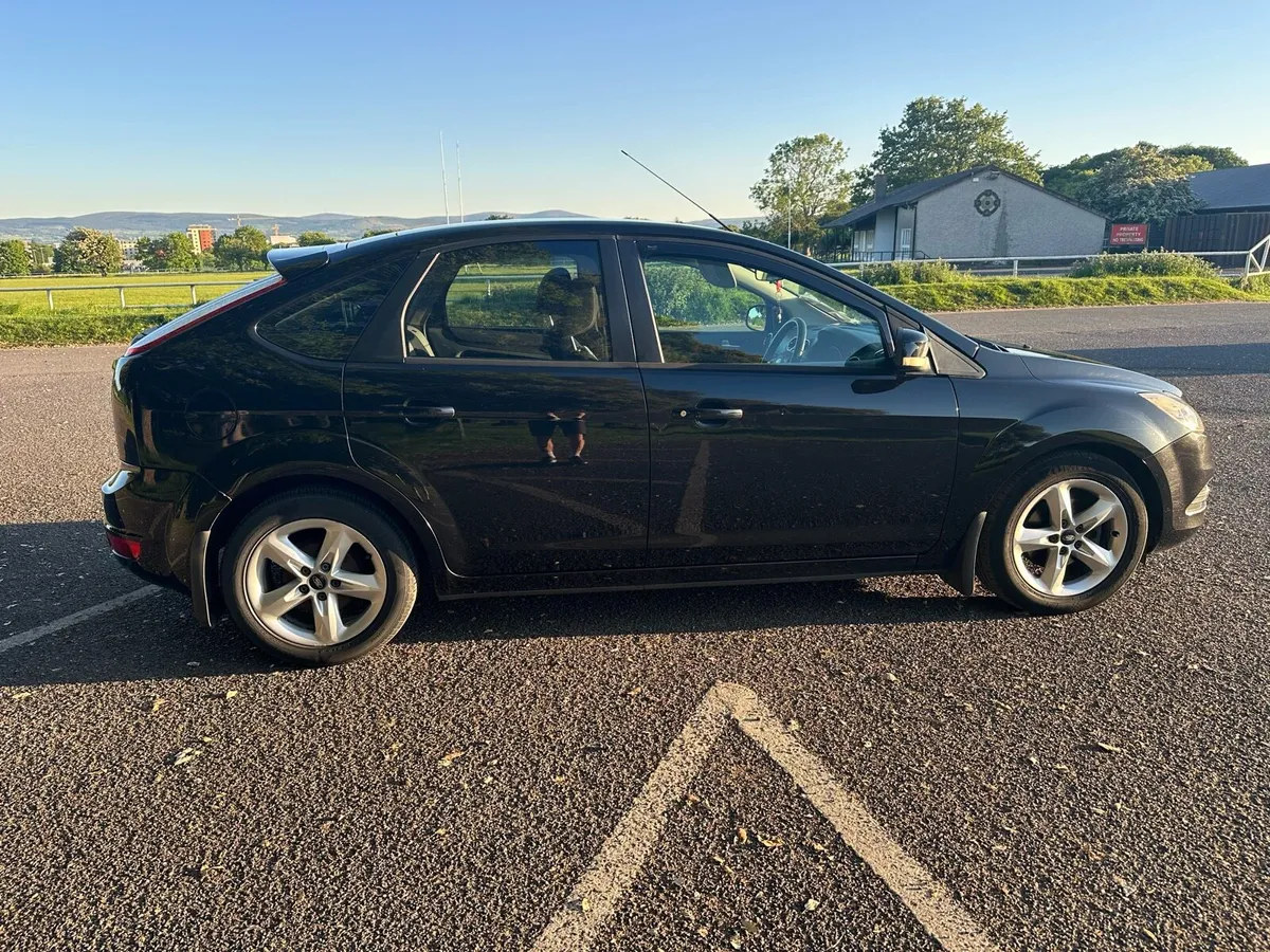 Ford Focus 1.6 TDCI 2010 – Black – Great Value! - Image 4
