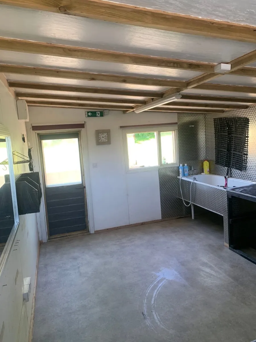 Cabin workshop - Image 3