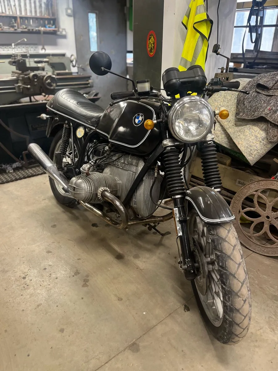 BMW 800rt - Image 1