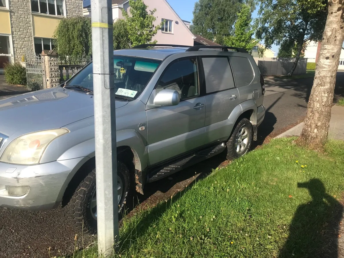 Toyota Landcruiser - Image 3