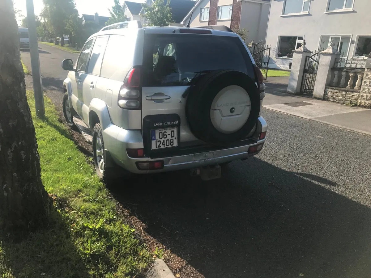 Toyota Landcruiser - Image 4