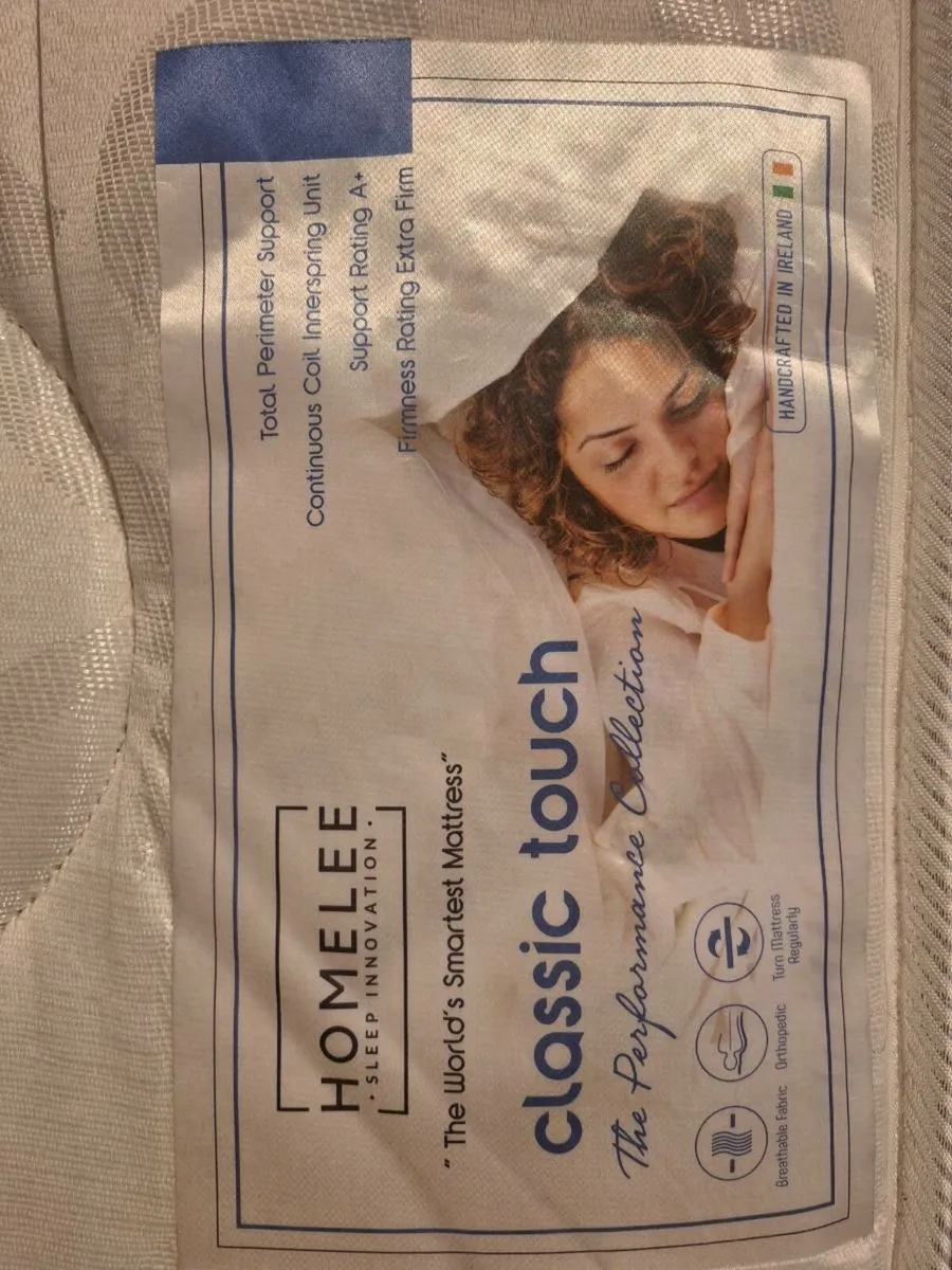 Classic Touch Mattress by Homelee | 4ft6 Double - Image 1