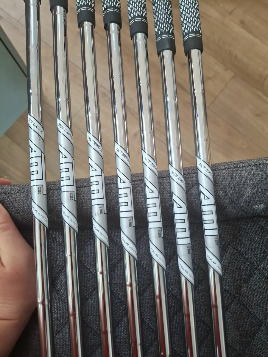 Titleist t 100 irons - Image 3