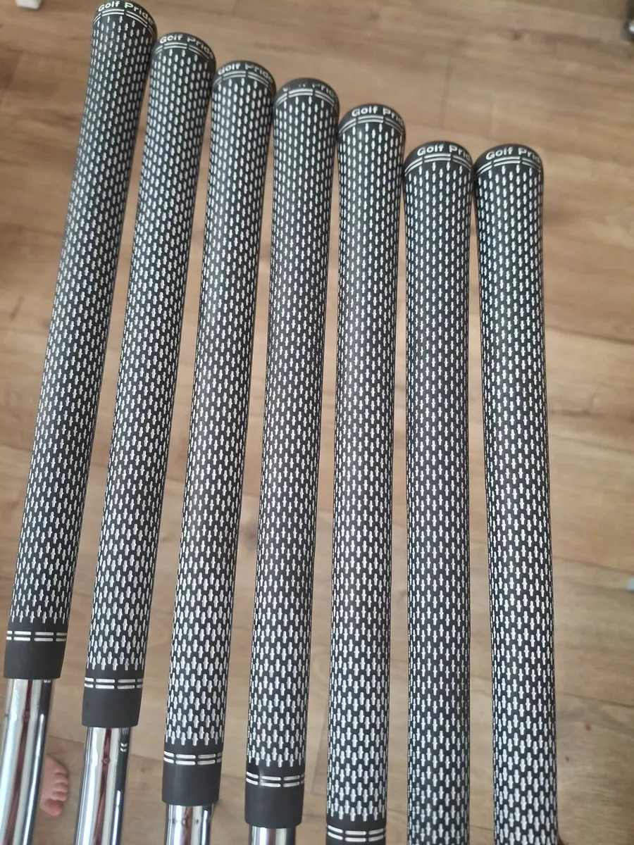 Titleist t 100 irons - Image 4