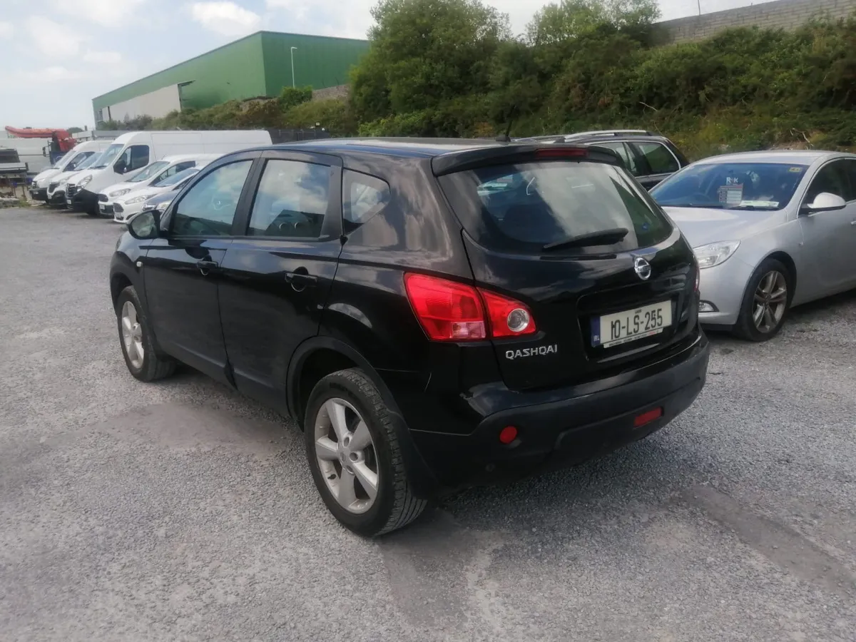 Nissan Qashqai 2010 - Image 4