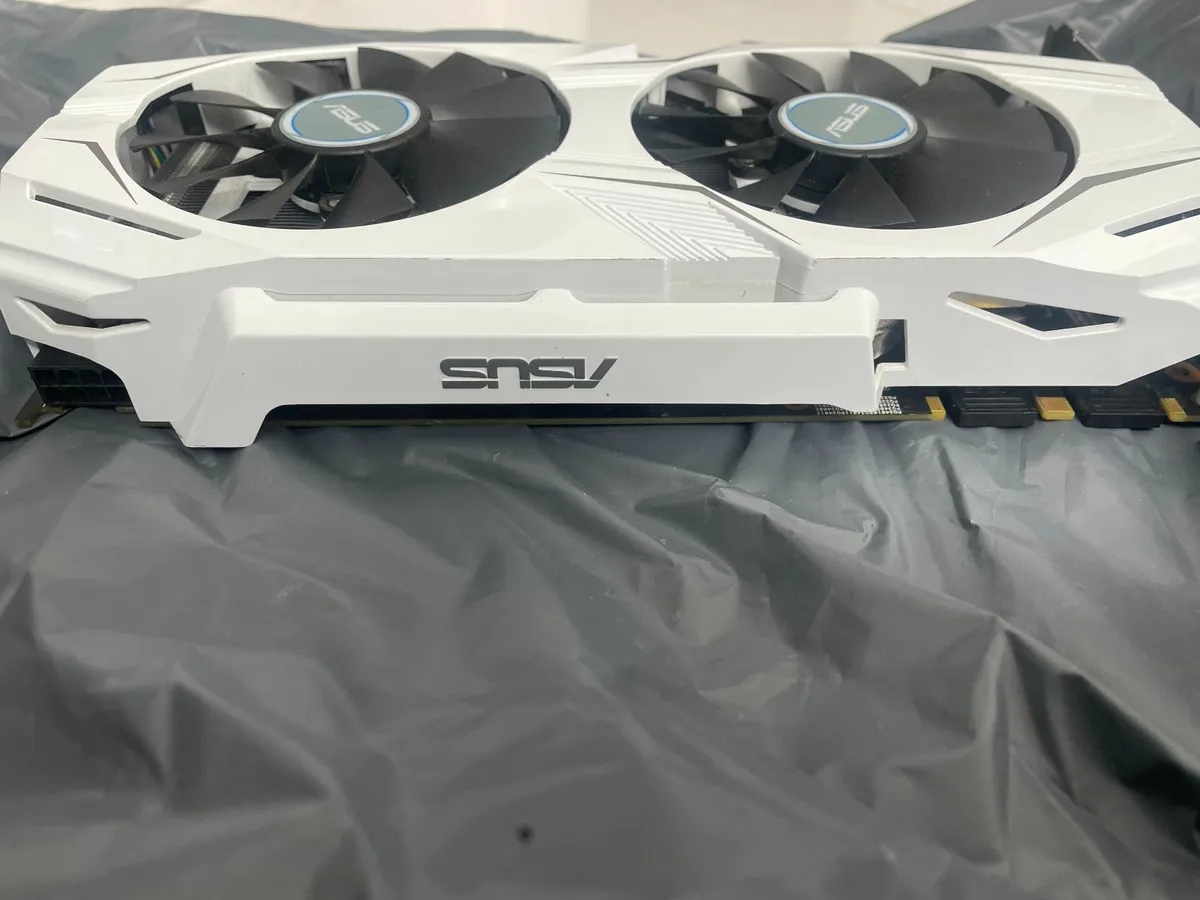 ASUS Dual GTX 1070 8GB Graphics Card GPU - Image 4