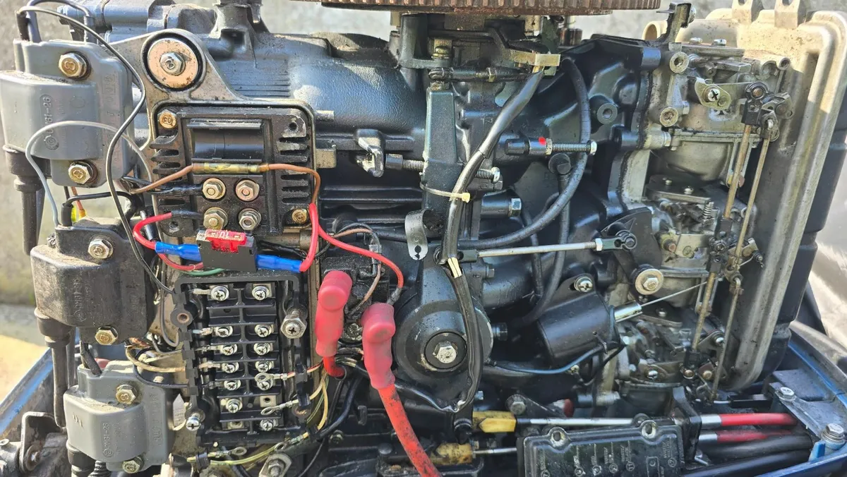 Yamaha 85hp  2 stroke parts wanted - Image 1