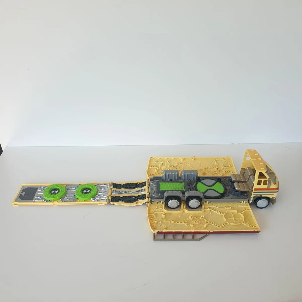 Ben 10 alien laboratory 2006 Bandai rare - Image 2
