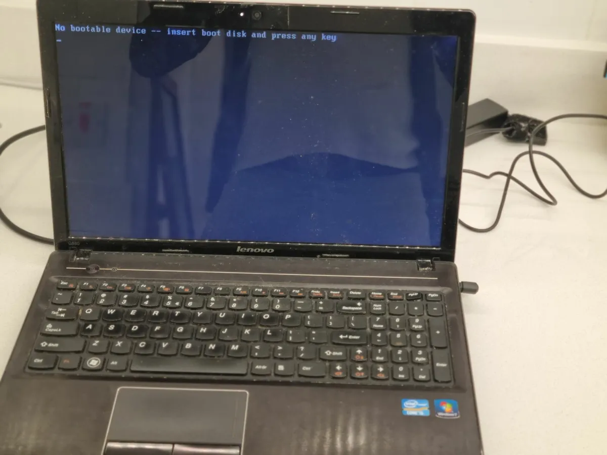 Lenovo G580 Laptop (needs HDD) - Image 4
