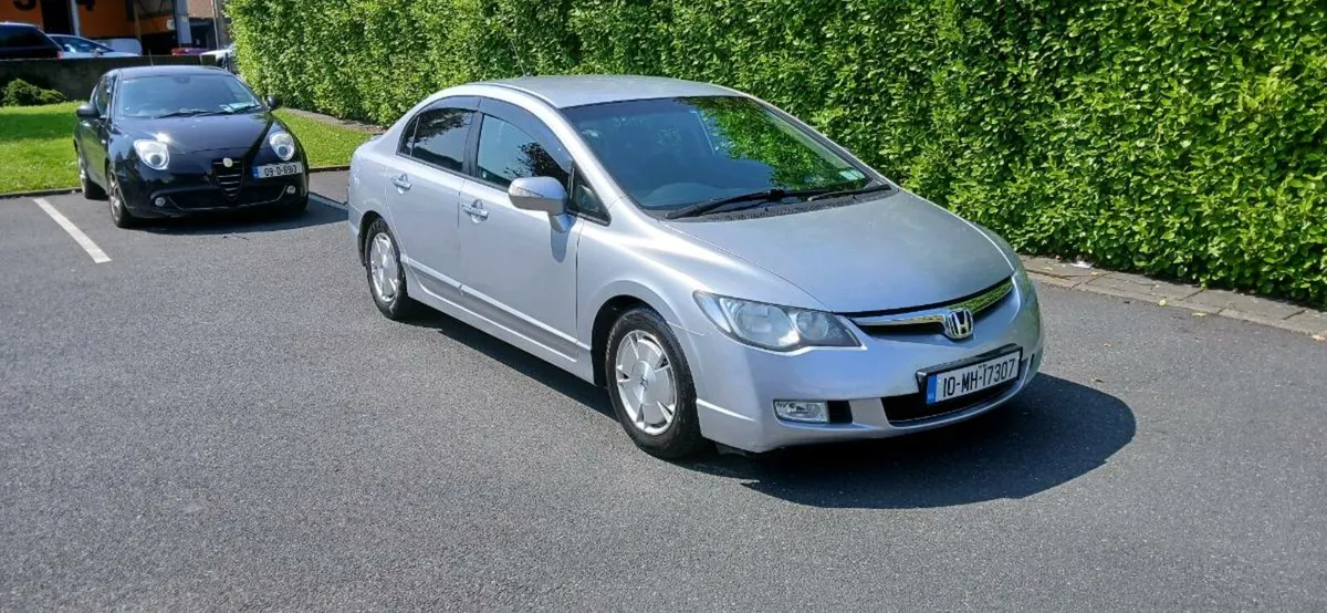 2010 honda civic 1.3 hybrid automatic - Image 1