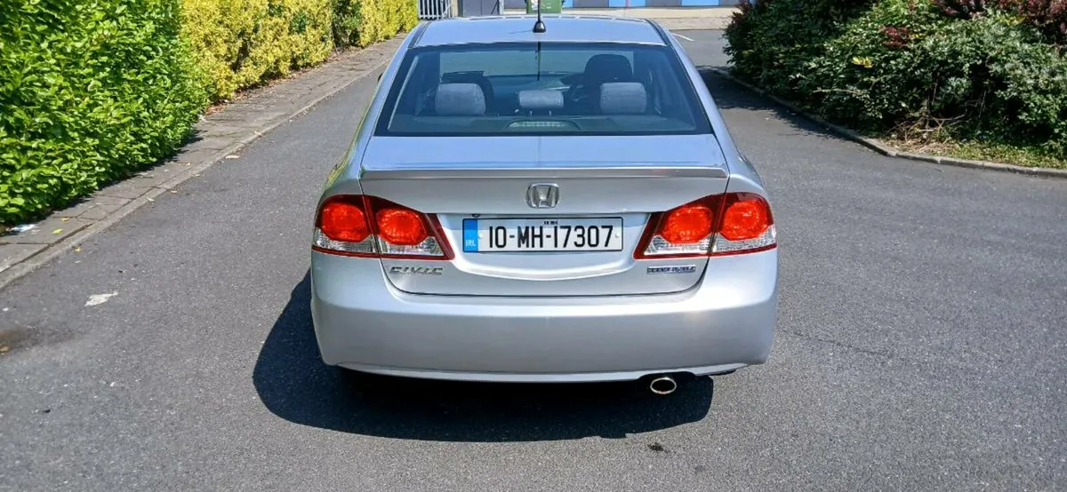 2010 honda civic 1.3 hybrid automatic - Image 3