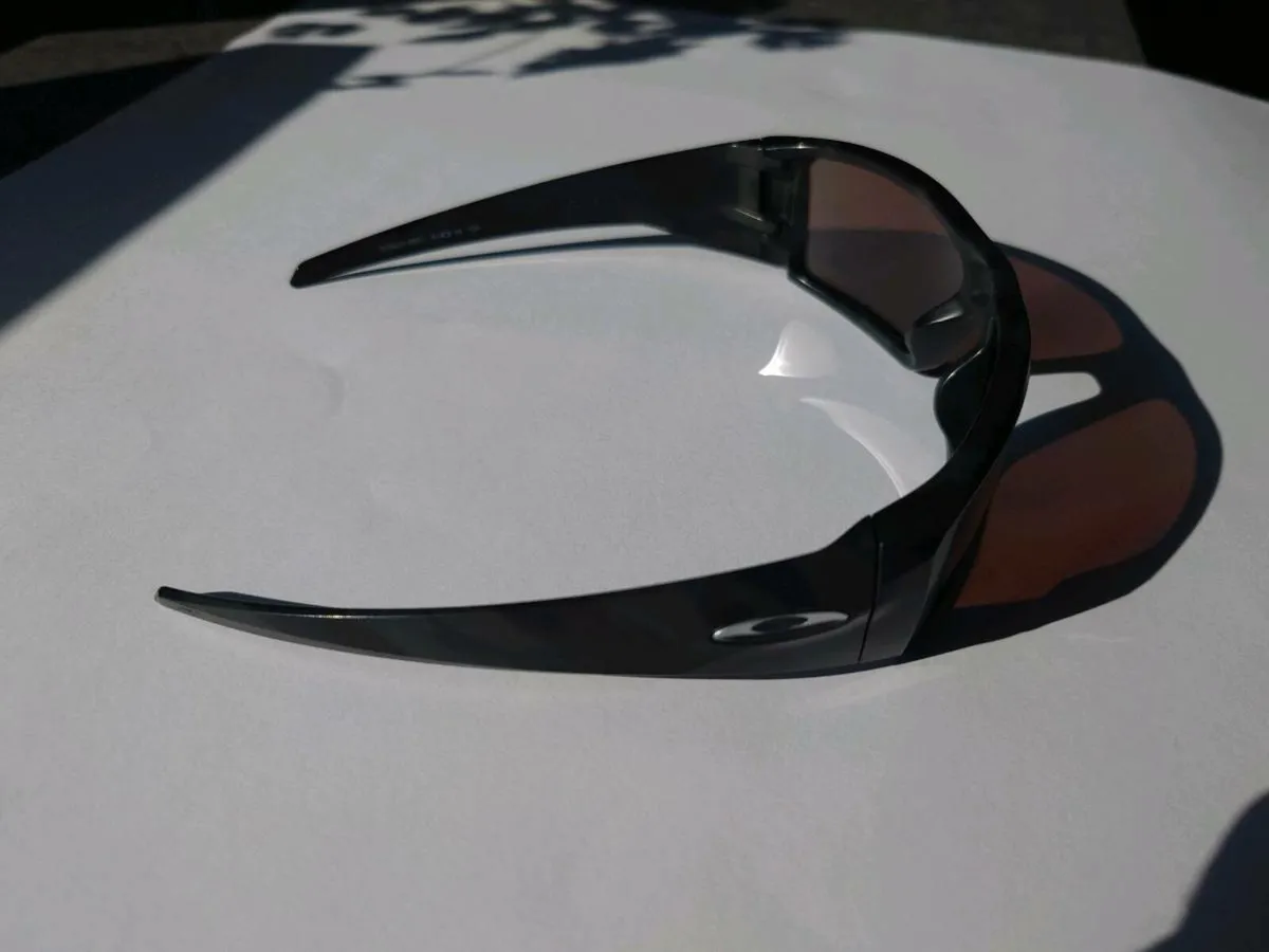 Oakley sunglasses - Image 2