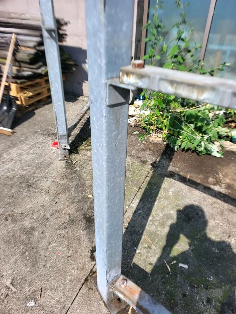 Galvanised posts - Image 3