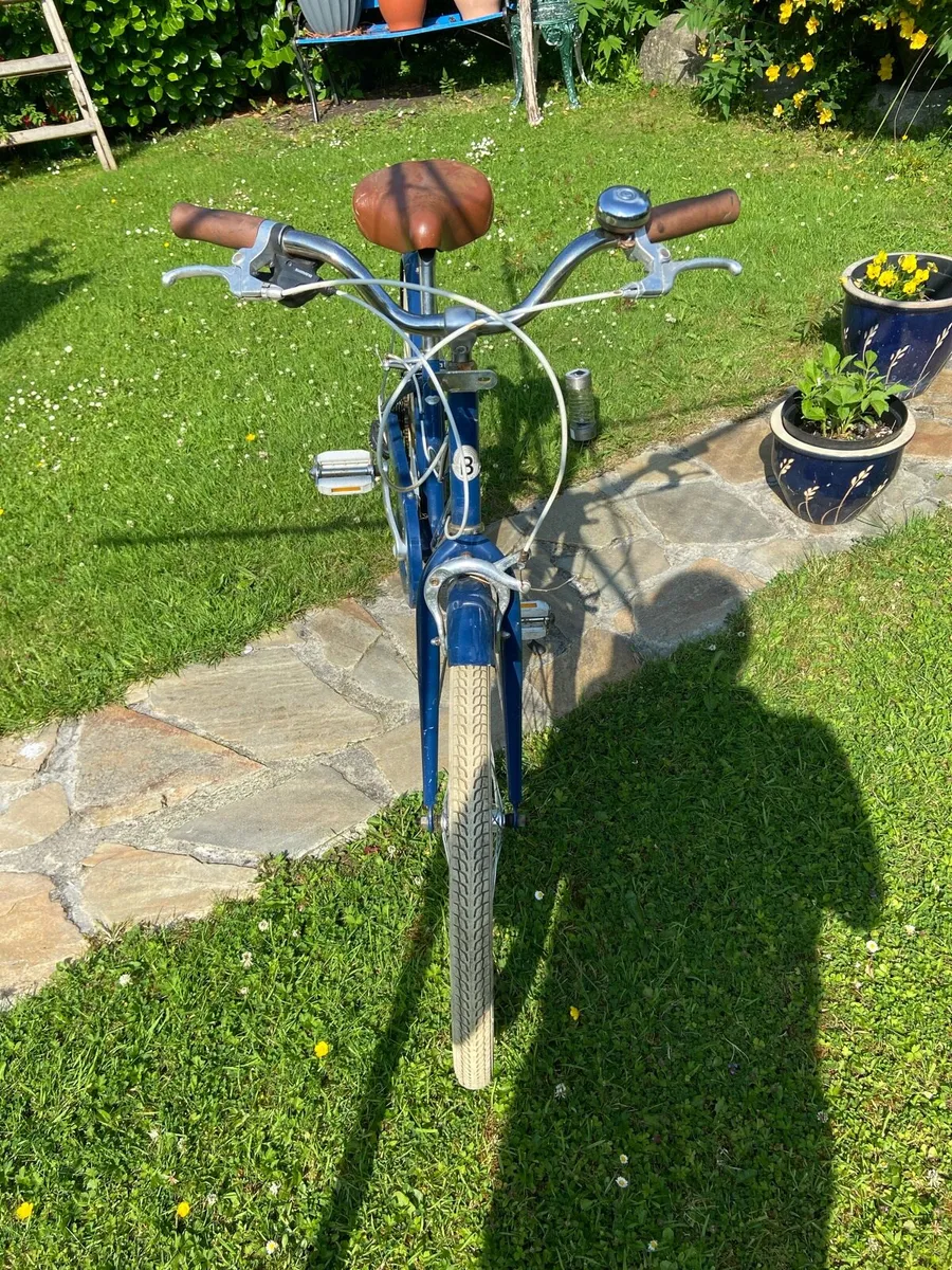 Girls.  Bicycle - Image 2