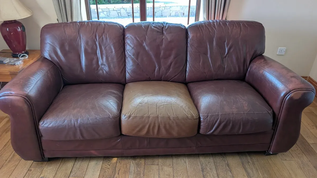 Leather sofa 3+1 set  500 ONO - Image 1
