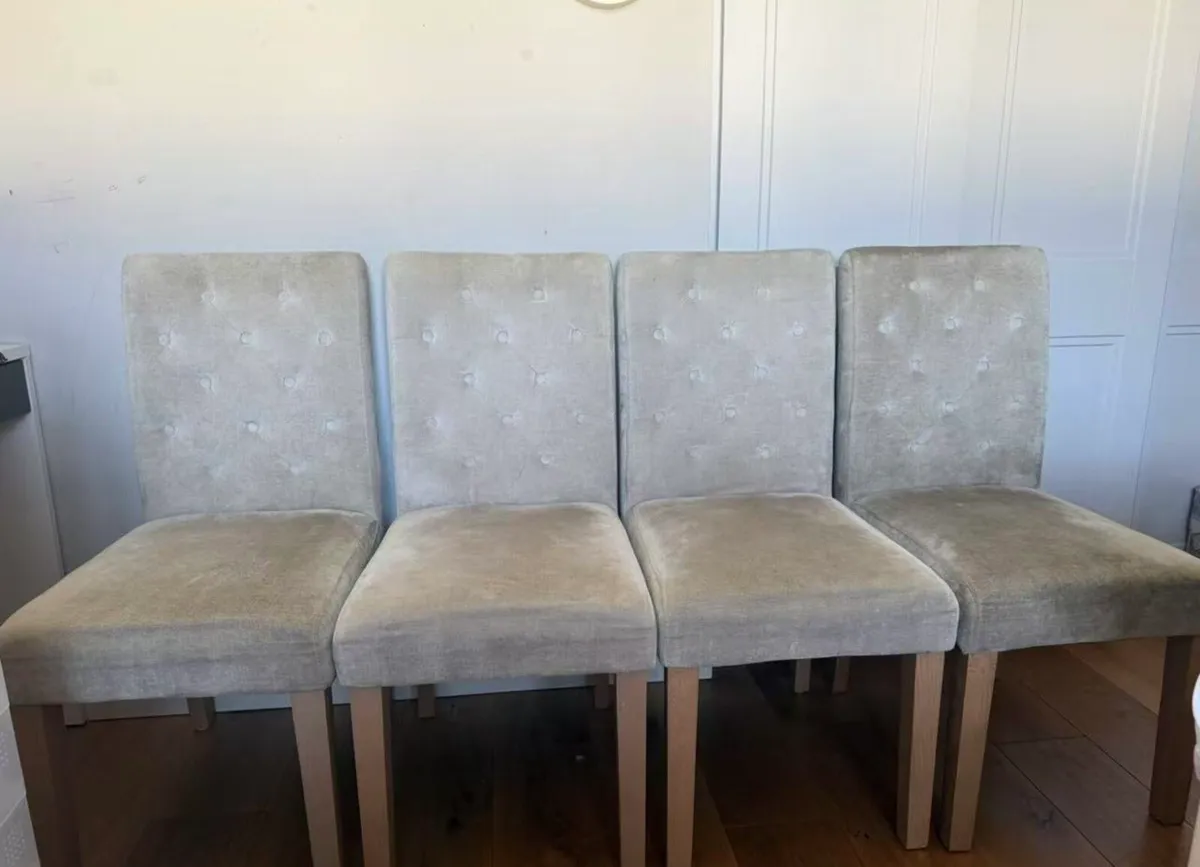 4 Dinning Chair