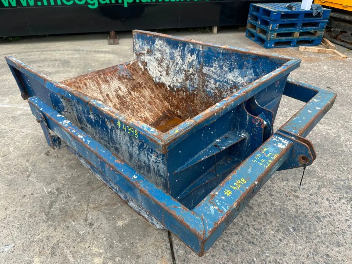 TIPPING BOAT SKIP.....4398 - Image 2