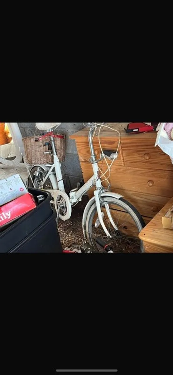 Vintage Bicycle (foldable) - Image 2