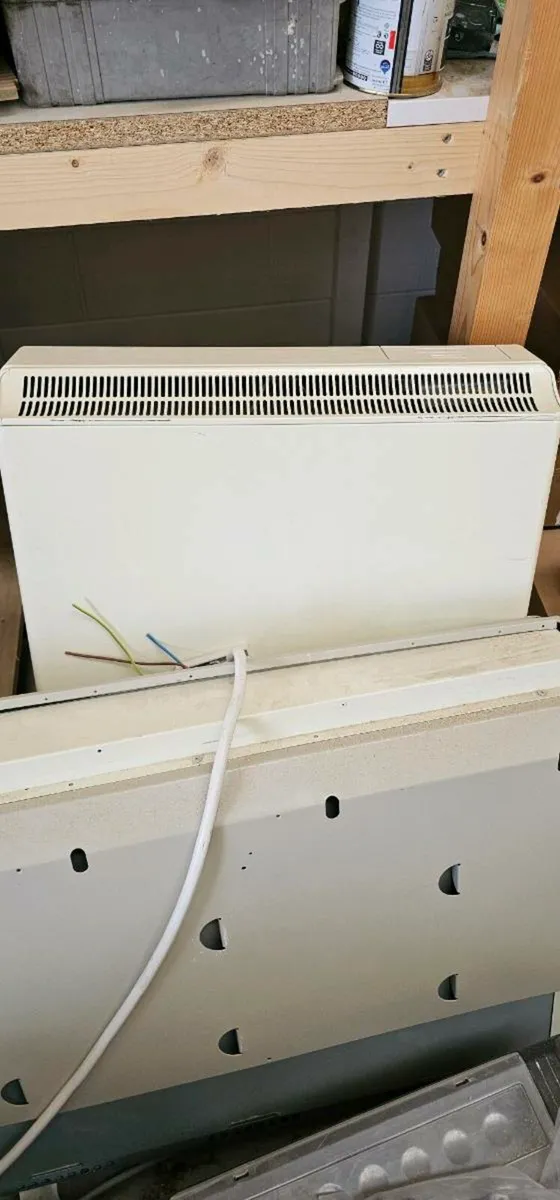 Storage heaters