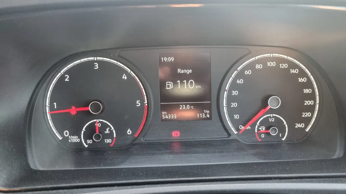 222 Volkswagen Caddy 2.0Tdi NoVat - Image 3