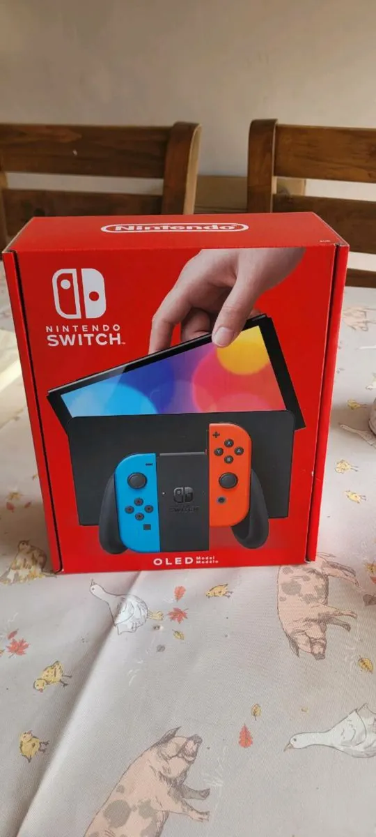 Nintendo Switch Oled - Image 1