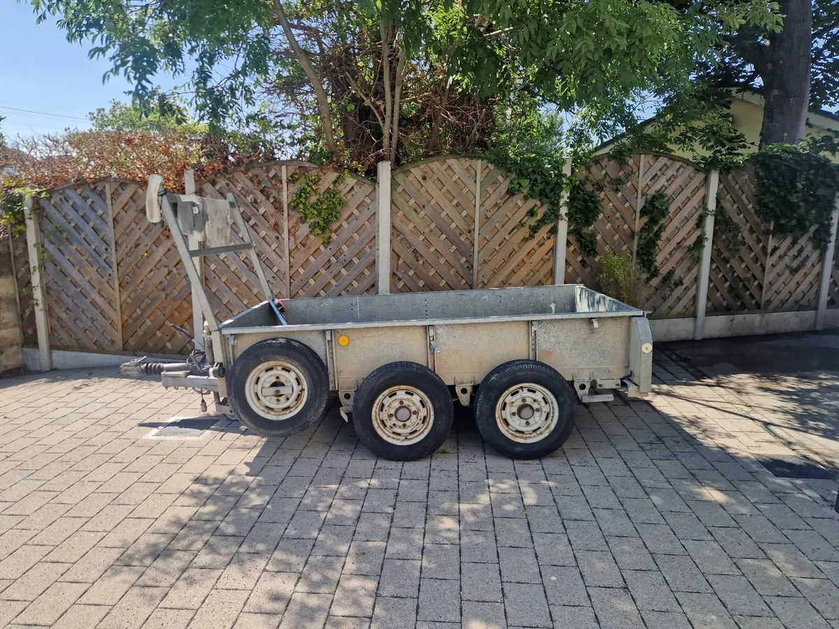 Ifor Williams 8 x 4 trailer