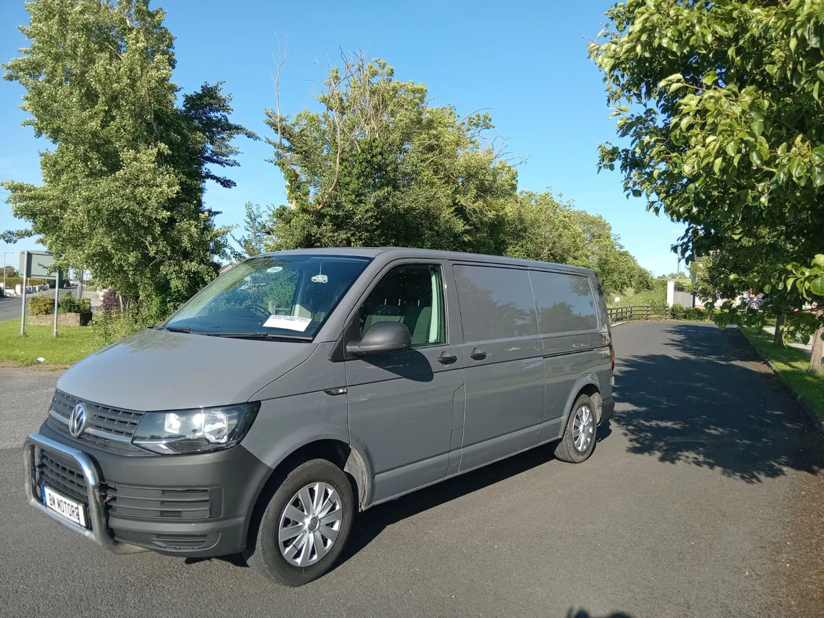 Volkswagen Transporter 2015 - Image 1