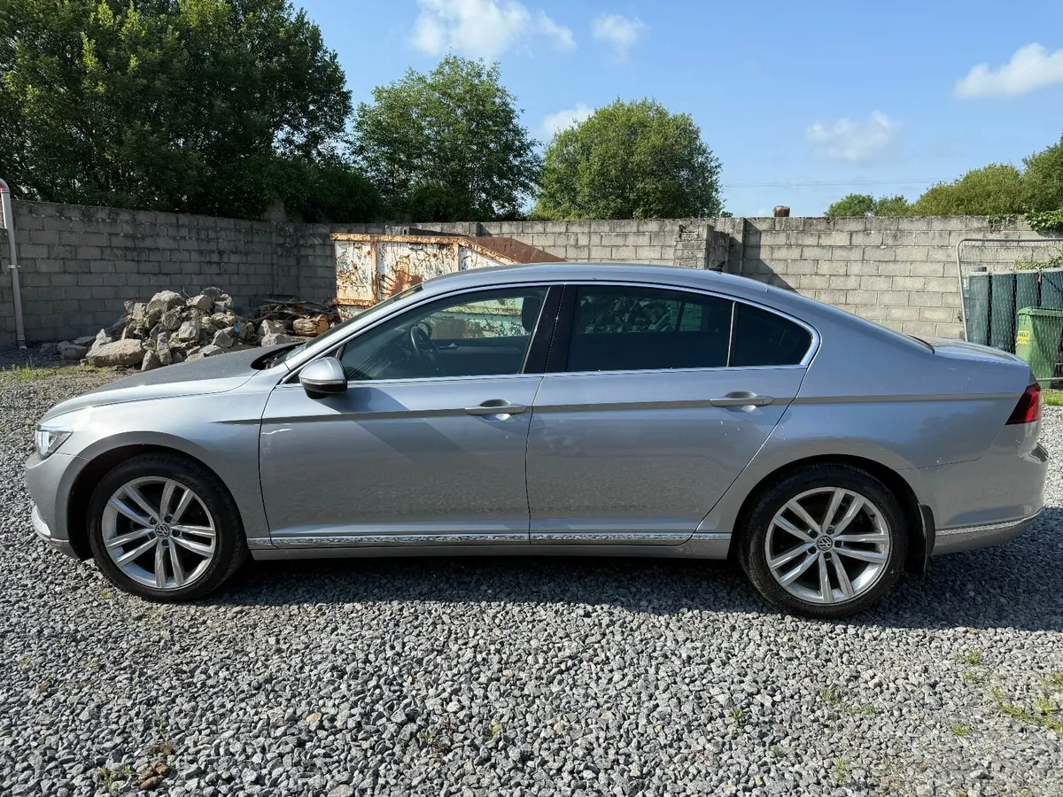 Volkswagen Passat 2018 1.4 AUTO - Image 4