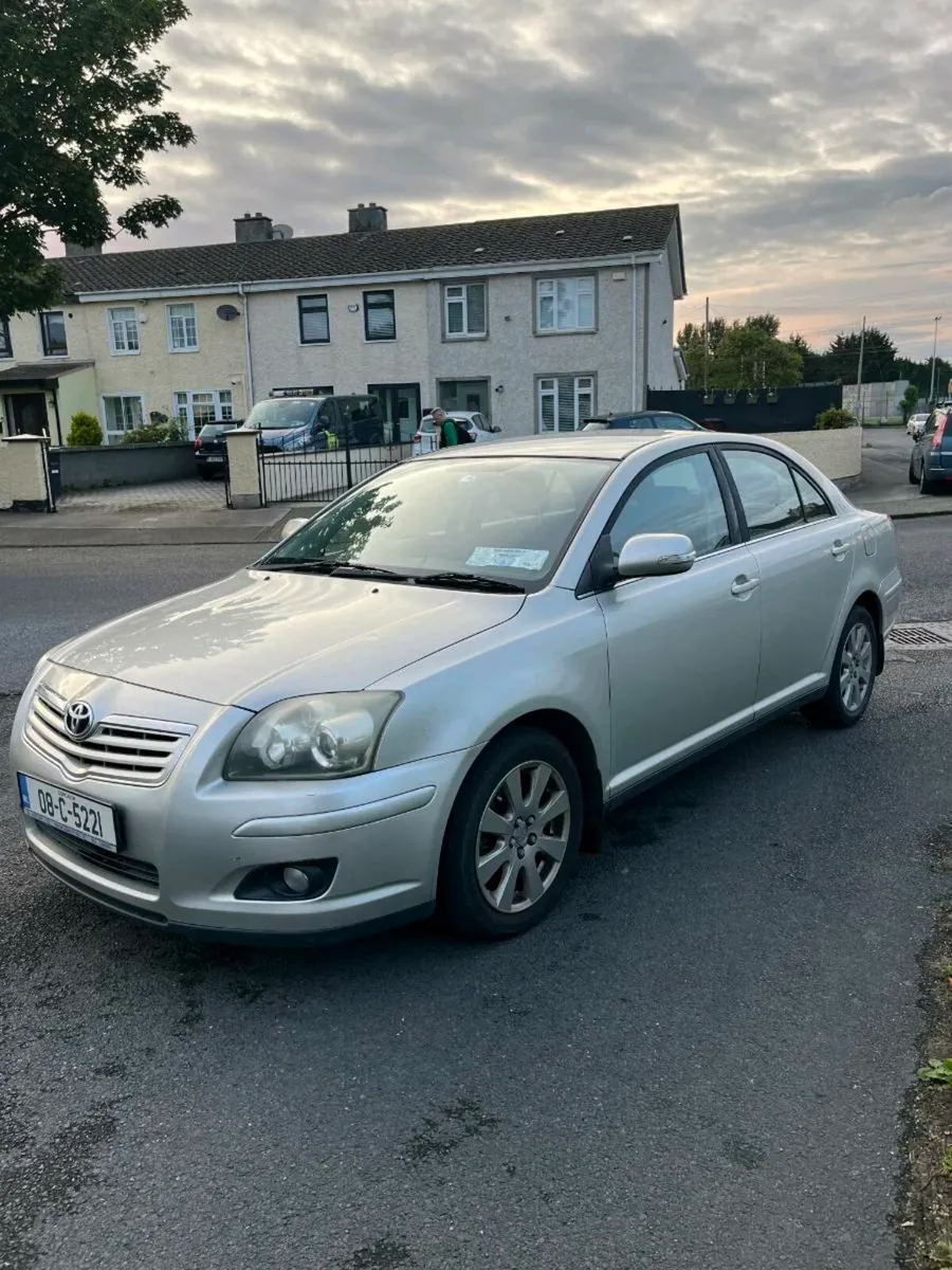 Toyota AVENSIS - Image 1