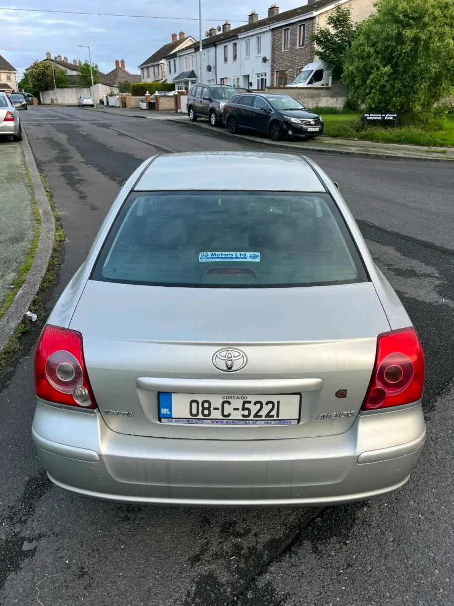 Toyota AVENSIS - Image 4
