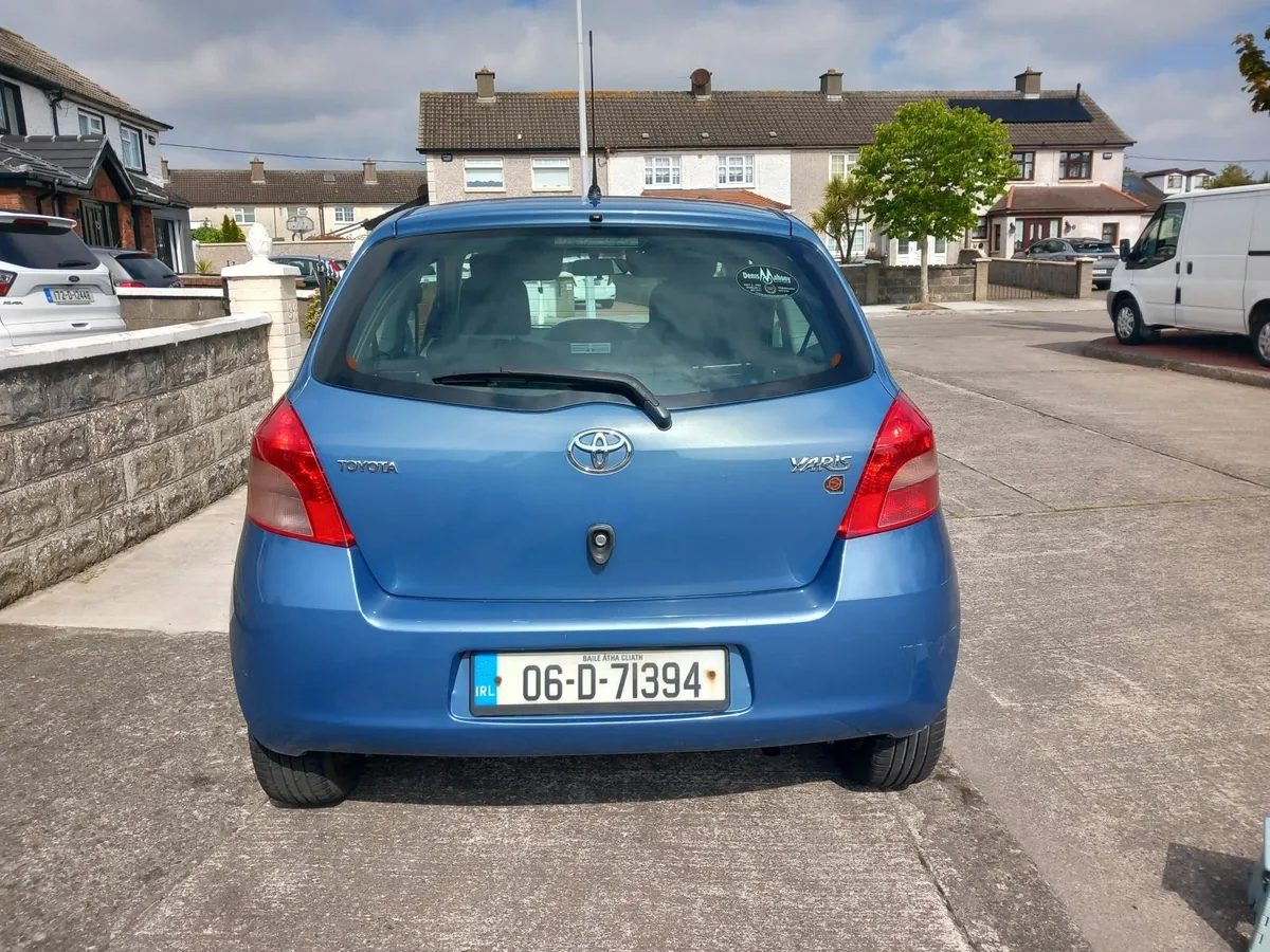 Toyota Yaris 2006 - Image 4
