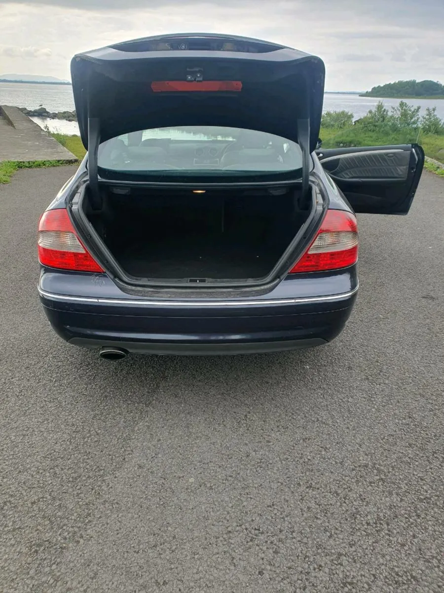 Mercedes CLK 220 diesel   €4200 - Image 3